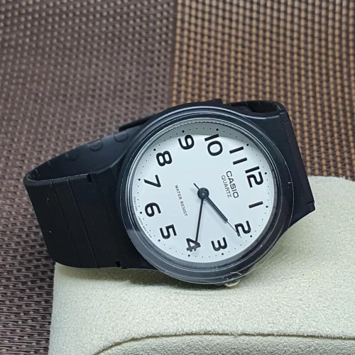 Casio MQ-24-7B2 Original (Livraison GRATUITE)