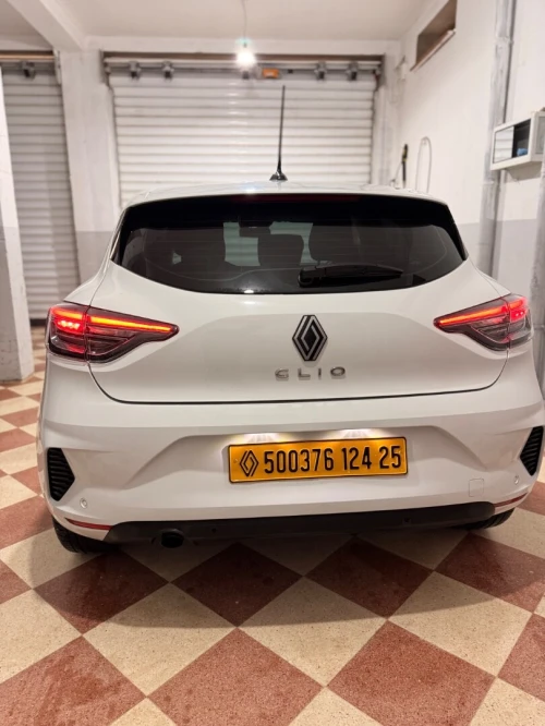 Renault Clio 5  2024 Evolution