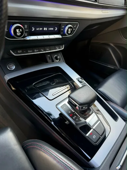 Audi Q5 2023 Sline
