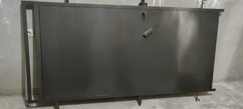 باب حديد بلاندي جديد غير مستعمل خارج من عند السودار