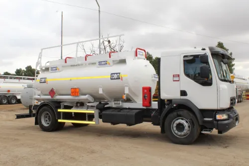 COMET Citerne Hydrocarbures sur Porteur 12000L 2026