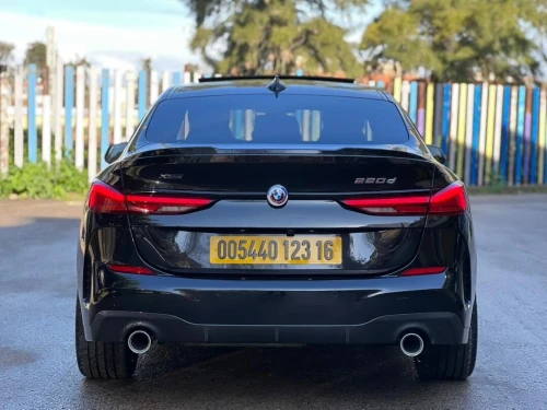 BMW Série 2 2023 220d xdrive