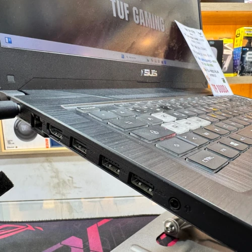 ASUS TUF FX705 AMD RYZEN 5 3550H NVIDIA RTX 1650 8GB RAM 256GB SSD + 1TB HDD 