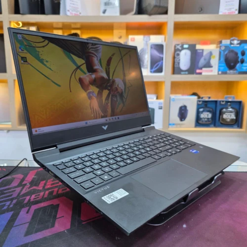 LAPTOP HP VICTUS 16 CORE I7 11800H  16GB DDR4 512GB SSD 16'' FHD RTX 3050 4GB DDR6