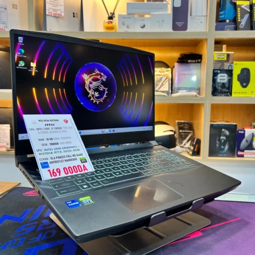 MSI GF66 KATANA I7 11800H NVIDIA RTX 3050 16GB RAM 512GB SSD 