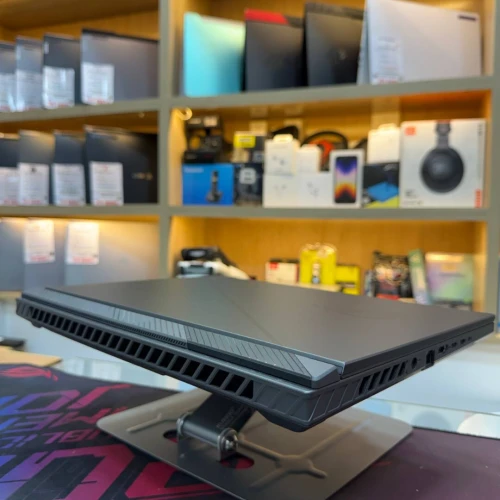 [VENDU] ASUS ROG STRIX G16 I9 13980HX NVIDIA RTX 4060 32GB RAM 1TB SSD ECRAN 16 POUCES QHD 240HZ