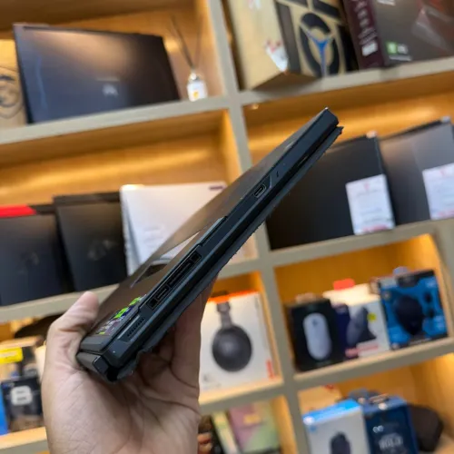 ASUS ROG FLOW I9 13900H NVIDIA RTX 4050 16GB RAM 1000GB SSD ECRAN OLED TACTIL DETACHABLE