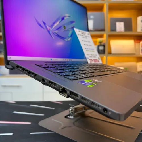 LAPTOP ASUS ZEPHYRUS G16 I7 12700H 48GB 512SSD RTX4060 8GBVRAM 16'' 240HZ