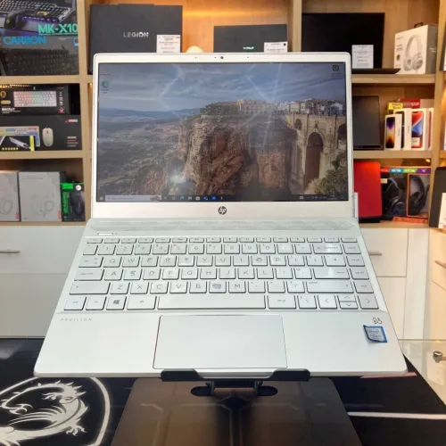 HP PAVILION 13 CORE I5 8265U 8GB 256SSD 13.3 FHD