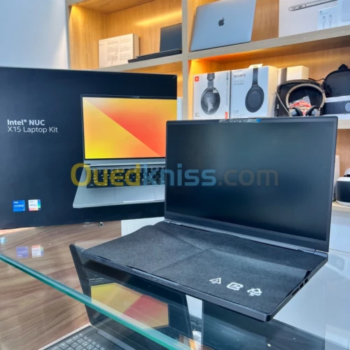INTEL NUC X15 I7 11800H RTX 3070 16GB RAM 512GB SSD ECRAN 2K 165Hz