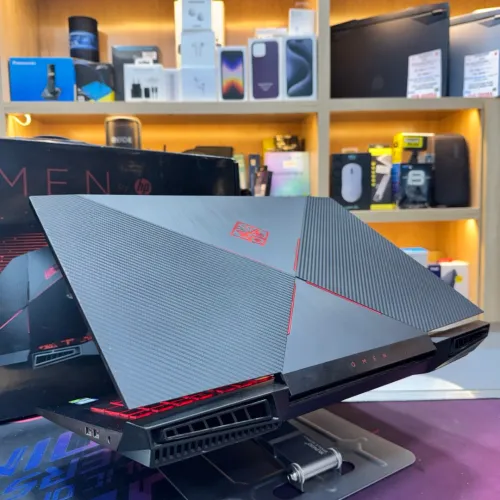 HP OMEN 17 I7 8750H NVIDIA GTX 1050 16GB RAM 128GB SSD +1 TB HDD SOUS EMBALLAGE