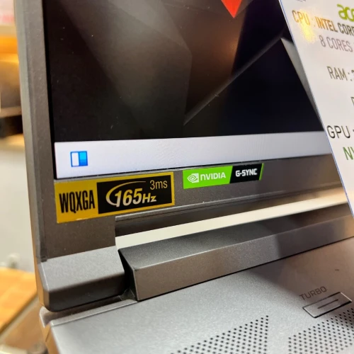 ACER PREDATOR TIRITION 500 SE I7 11800H NVIDIA RTX 3080 32GB RAM 2TB SSD ECRAN WQHD 165HZ