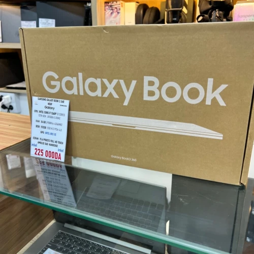 SAMSUNG GALAXY BOOK 3 X360 I7 13 TH GEN 16GB RAM 512GB SSD ECRAN 15POUCES FULLHD AMOLED