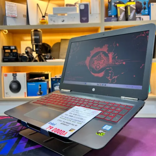 HP OMEN 15 I7 6700HQ  NVIDIA GTX 960 16GB RAM 256GB SSD+ 1TB HDD