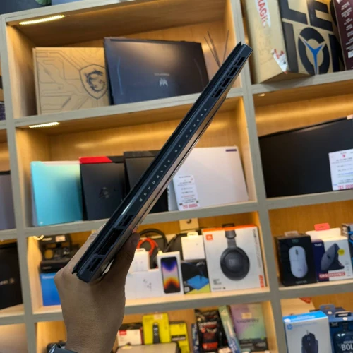 ASUS ROG FLOW I9 13900H NVIDIA RTX 4050 16GB RAM 1000GB SSD ECRAN OLED TACTIL DETACHABLE