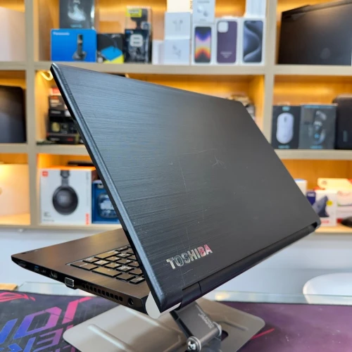 TOSHIBA TECRA A50 I5 8350U 8GB RAM 256GB SSD