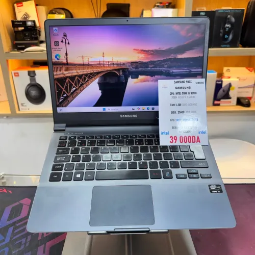 SAMSUNG 900X I5 3317U 3TH GEN 4GB RAM 256GB SSD