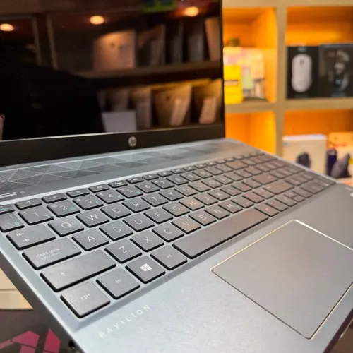 HP PAVIILION 15 I5 1035G1 8GB RAM 256GB SSD ECRAN TACTIL