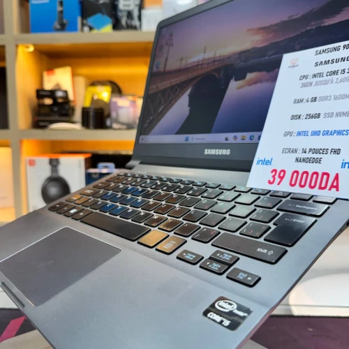 SAMSUNG 900X I5 3317U 3TH GEN 4GB RAM 256GB SSD