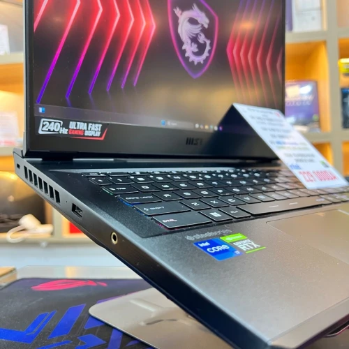 MSI GP66 I7 11800H NVIDIA RTX 3070 16GB RAM 512GB SSD NEUF SOUS EMBALLAGE 