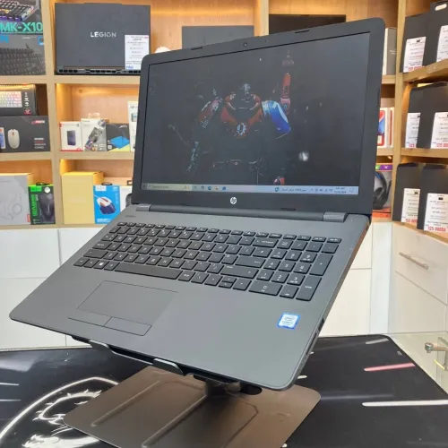 HP 250 G6 CORE I3 7020U 4GB RAM 128SSD 15.6 HD+