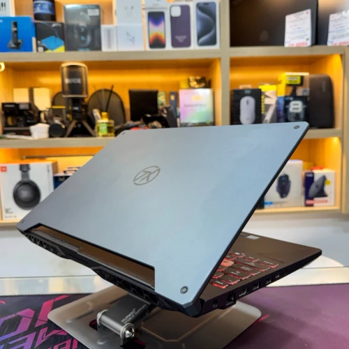 ASUS TUF FA 506 AMD RYZEN 7 4800H NVIDIA RTX 2060 16GB RAM 512GB SSD  ECRAN 144HZ