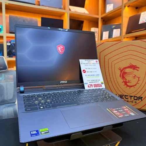 MSI VECTOR 16 HX AI ULTRA 7 255HX NVIDIA RTX 5070TI 32GB RAM 1000GB SSD ECRAN QHD 240HZ