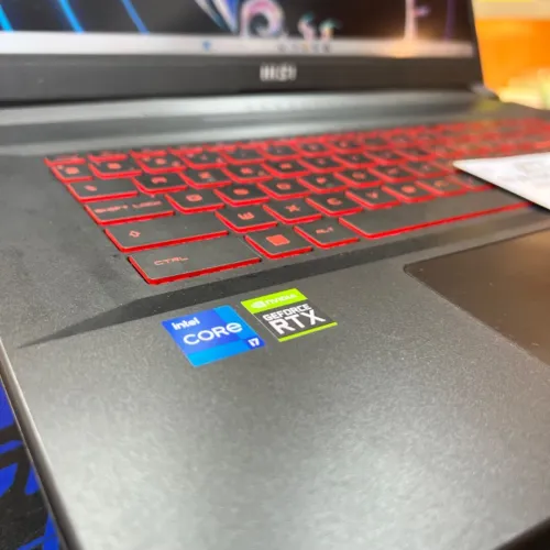 MSI GF76 I7 11800H NVIDIA RTX 3050TI 16GB RAM 512GB SSD ECRAN 17 144HZ
