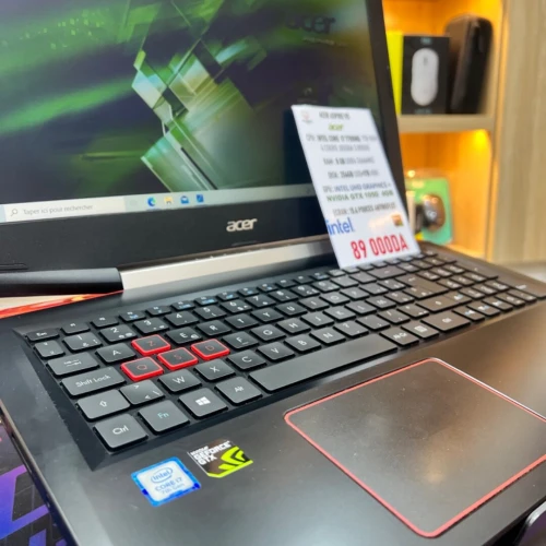 ACER ASPIRE VX I7 7700HQ GTX 1050 8GB RAM 256GB SSD+1TB HDD