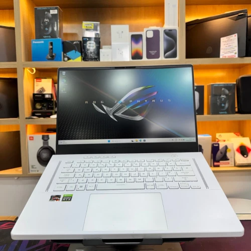 [VENDU] ASUS ROG ZEPHYRUS G15 AMD RYZEN 7 6800H NVIDIA RTX 3080 16GBB RAM 1TB SSD 