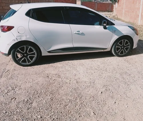 Renault Clio 4 2015 Limited