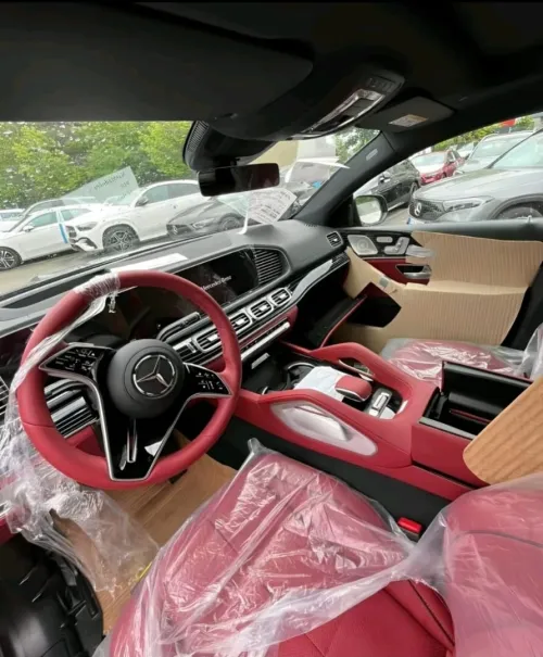 Mercedes GLE 2025 300d Manufacture