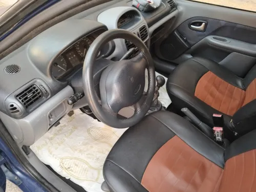 Renault Clio 2 2001 Alizé