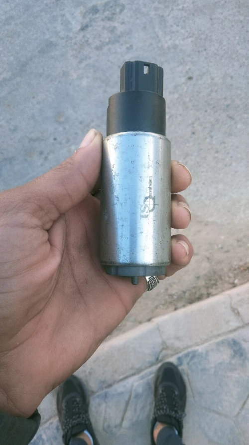 pompe essence 2.0L laguna R25 ...