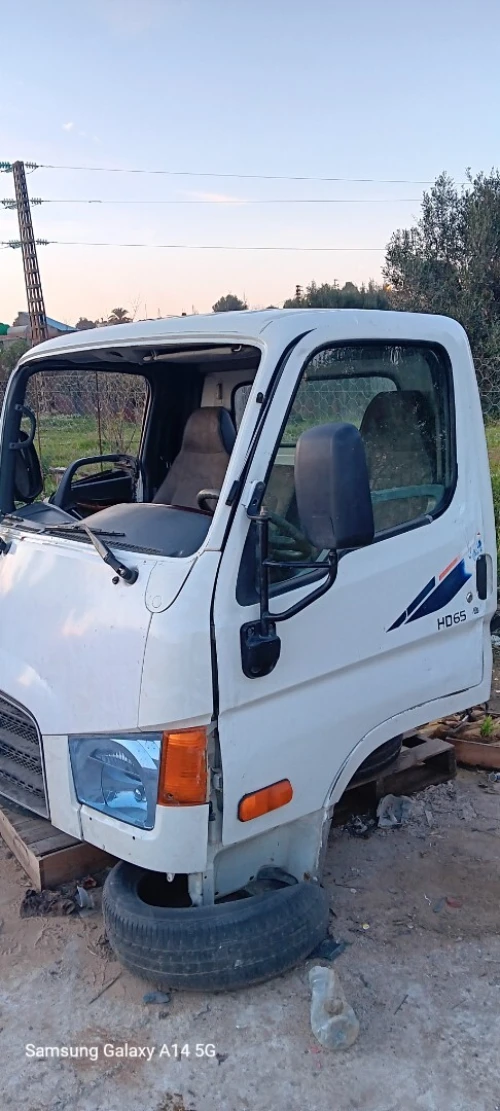 Cabine Hyundai HD65 2012