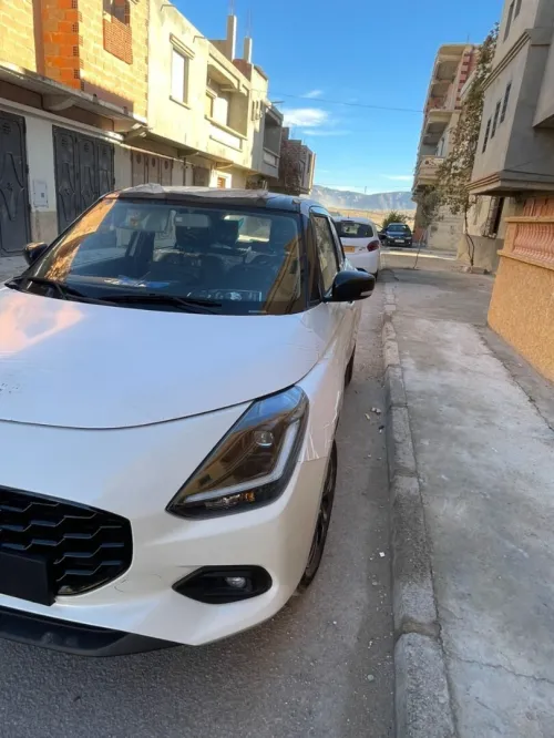 Suzuki Swift 2025 Full option
