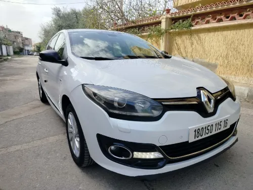 Renault Megane 3 2015 Bose
