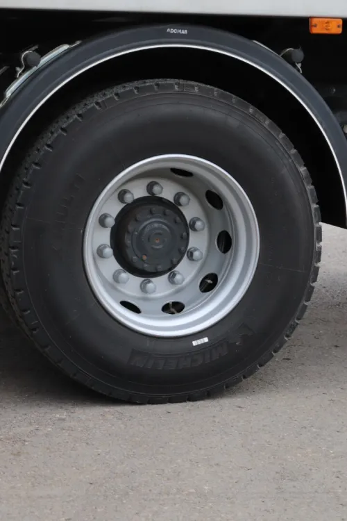 Renault 240 D 2021