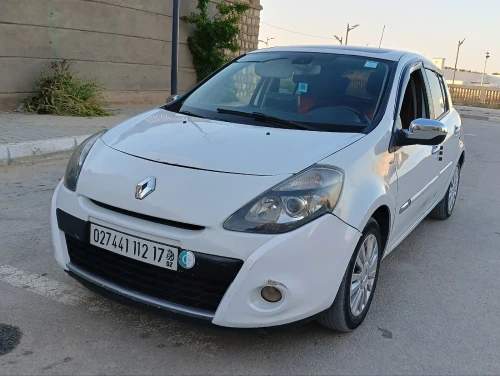 Renault Clio 3 2012 Night and Day