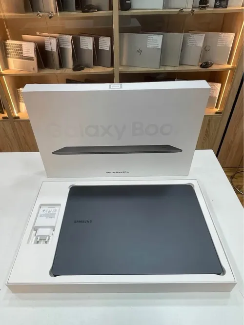 Samsung Galaxy Book3 Pro 14" OLED