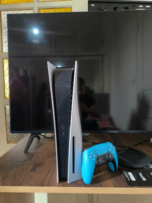 PS5 PS5 standard avec ps plus Extra 4 mois 