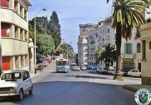 Location vacances Appartement F2 Alger Alger centre