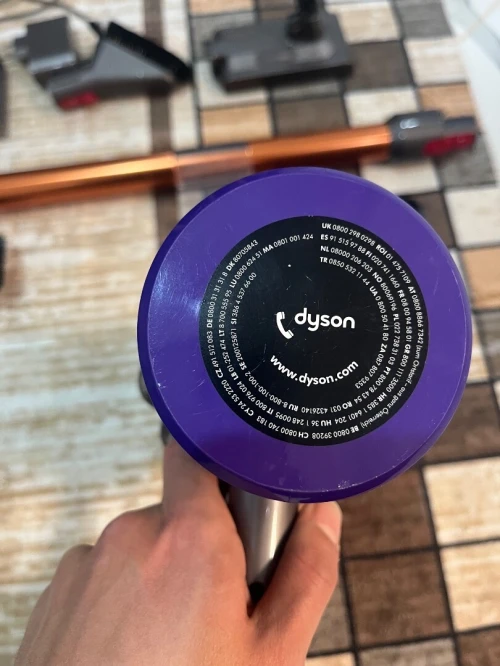 Aspirateur Dyson V6
