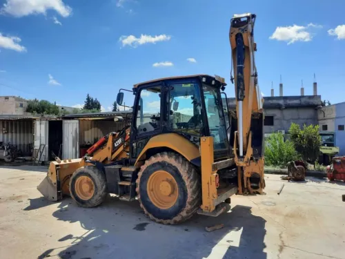 Caterpillar 428 F 2020