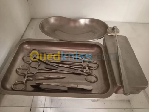 Trousse pour instruments, Plateau d'instruments, Haricot et Marteau à réflexe [ NEUFS ]