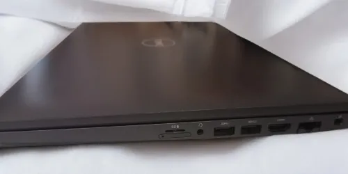 dell 5500 15,6" FHD i5-8th 8/256