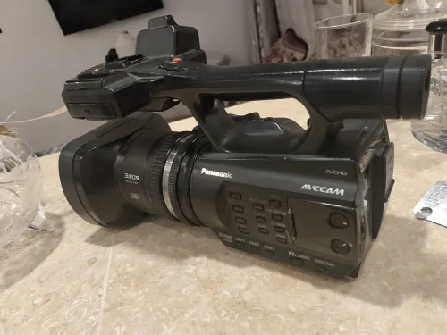 Panasonic AG-AC90 
