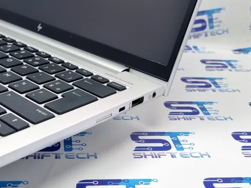 HP EliteBook 830 G10 i7 1365U 32G 512 SSD 13.3" Full HD+