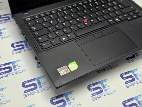 Lenovo ThinkPad P14s Gen 5 Ryzen 7 PRO 8840HS 16G 512 SSD 14" WUXGA