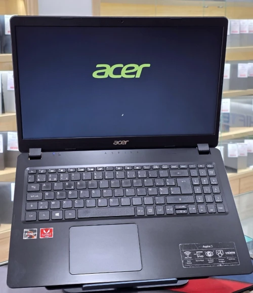 Acer Aspire Ryzen 5 3500U 8G 256 SSD 15.6" FHD